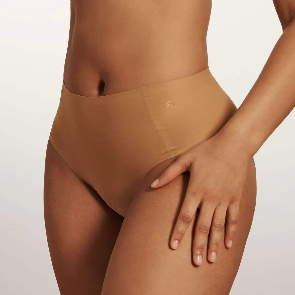 Evelyn & Bobbie High-Waisted Brief