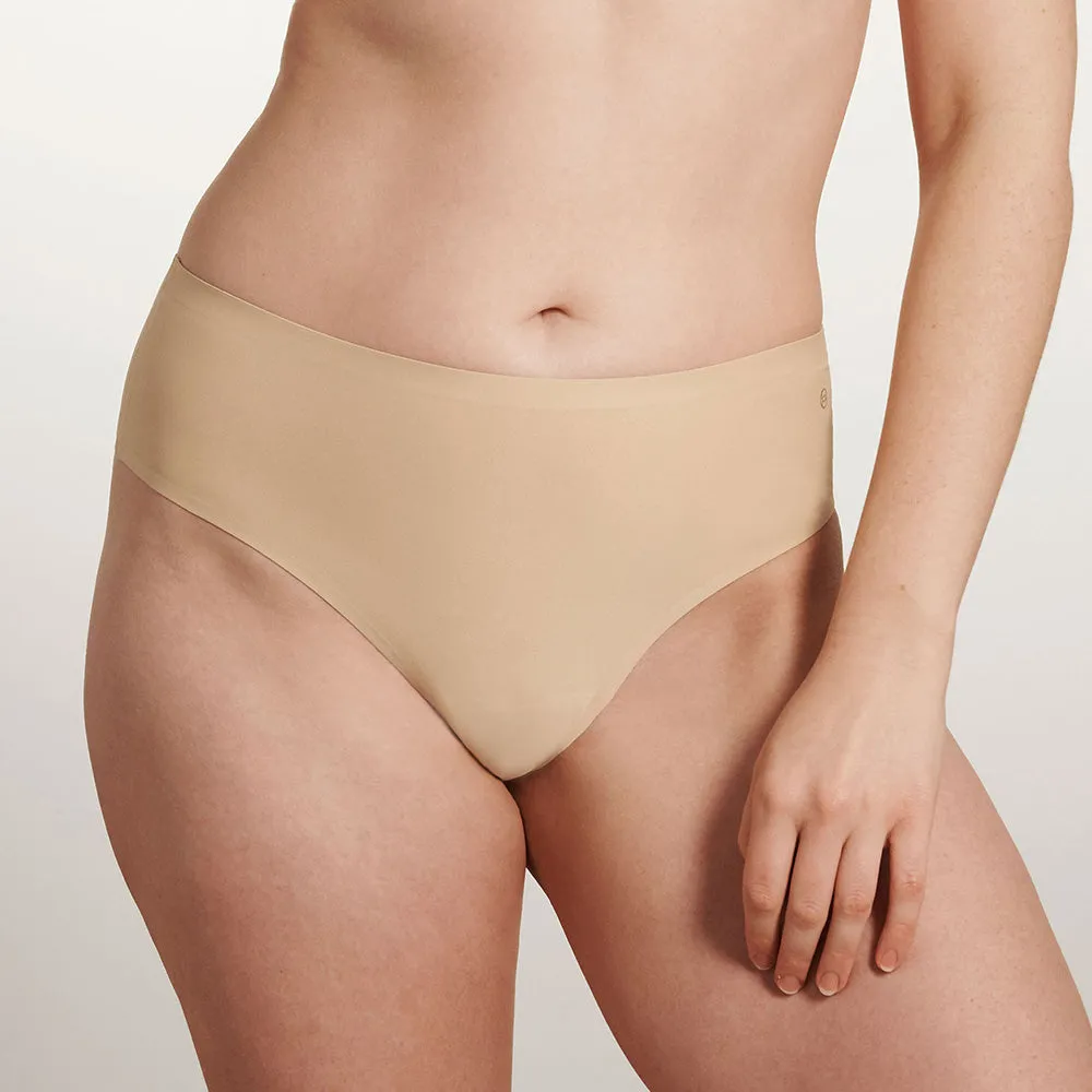 Evelyn & Bobbie High-Waisted Thong